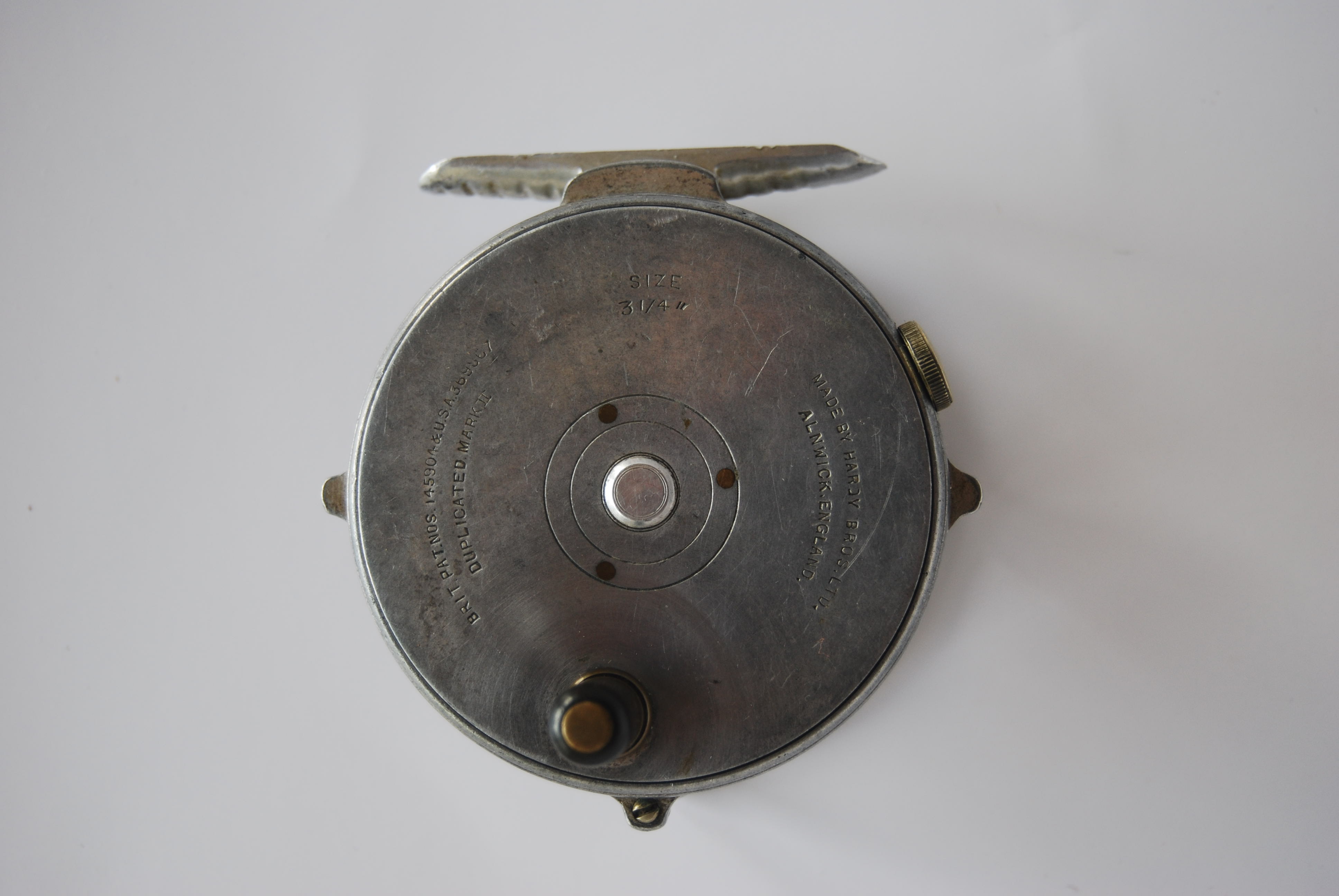 3 1/4 “ HARDY “ BOUGLE” PERFECT. RHW. Revolving metal Line Guard; 5 ½ oz. Circa 1932-1939. Image for 3 1/4 “ HARDY “ BOUGLE” PERFECT. RHW. Revolving metal Line Guard; 5 ½ oz. Circa 1932-1939.